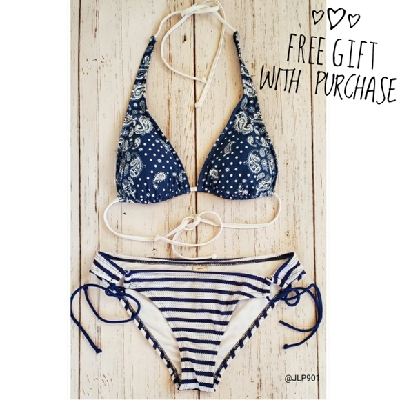 ᴀʀɪᴢᴏɴᴀ 2 ᴘɪᴇᴄᴇ ʙɪᴋɪɴɪ - Picture 2 of 5